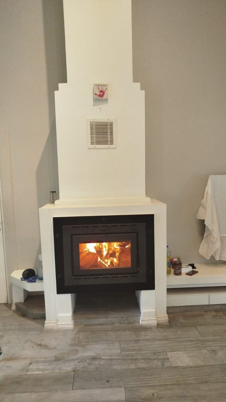 FOTO SALAMANDRA DE EMBUTIR ADENTRO